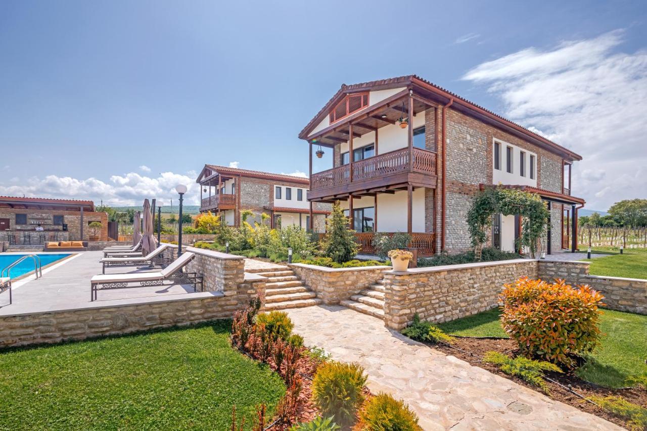 Chateau Mosmieri Hotel & Winery Телави Екстериор снимка